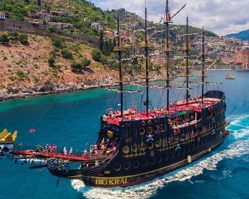Kızılağaç Turları ve Kızılağaç Gezileri ile Gizli Cevherleri Keşfedin!